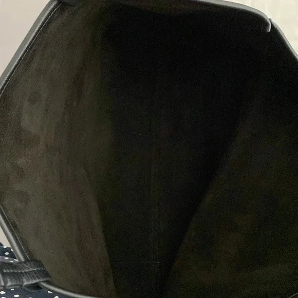 The Row - Picture 8 of 16